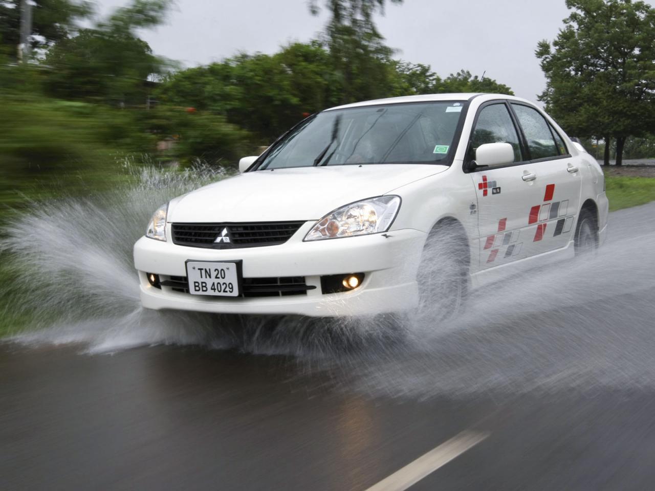 Mitsubishi Cedia Price Review Specifications