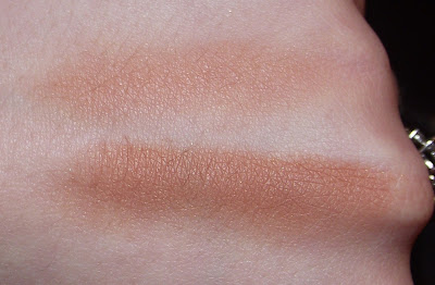 Clarins Bronzing Duo Mineral Powder Compact Review - 02 Medium Clarins Bronzing Duo Mineral Powder Compact Review - 02 Medium
