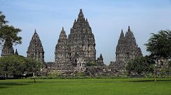 CANDI PRAMBANAN