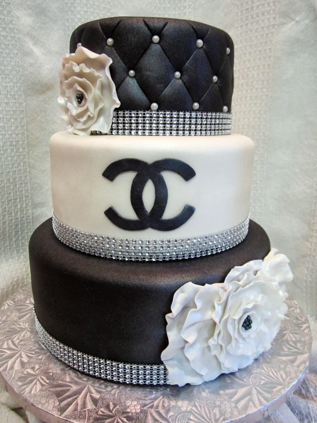 MyMoniCakes: Chanel Inspired Cake with quilted and ruffle accents
