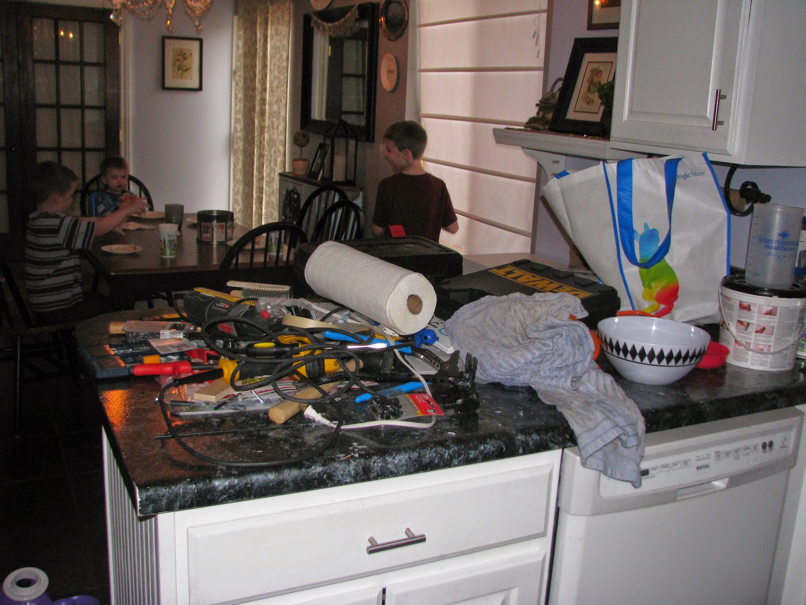 My So-Called DIY Blog: Painted Countertop (Giani Granite) Review - 2.5 ...