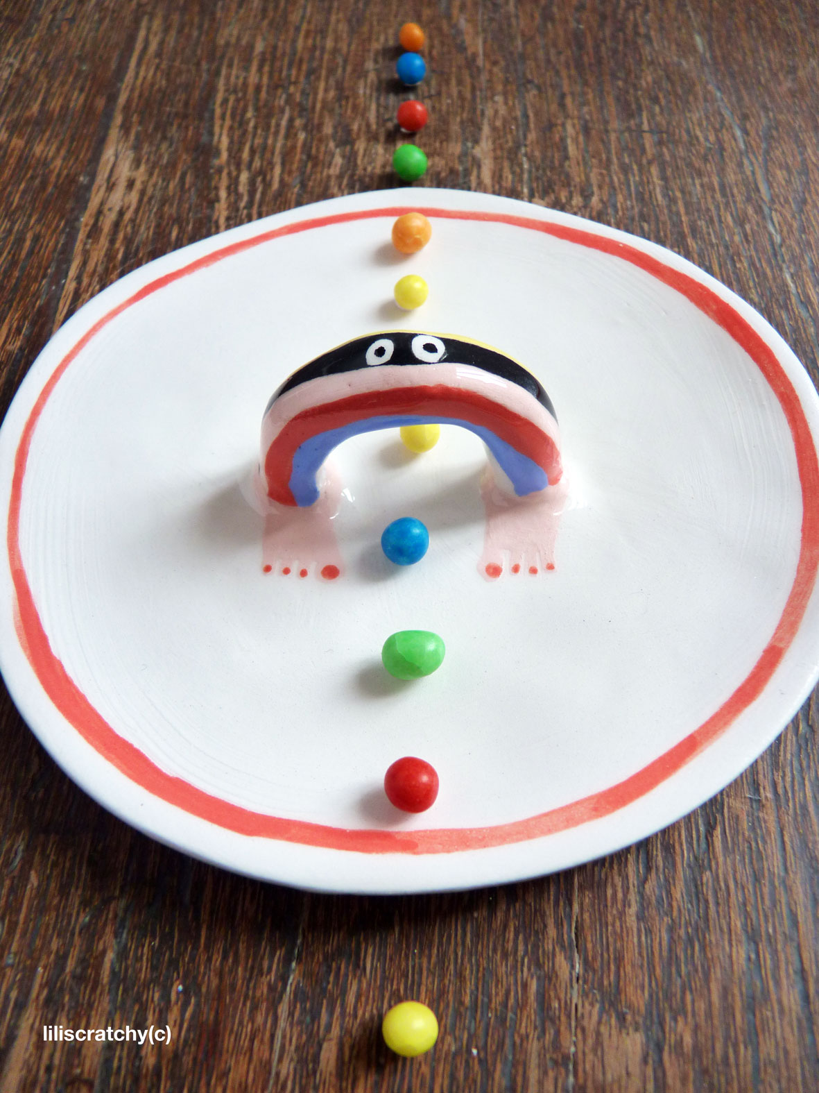 lili scratchy Happy plate