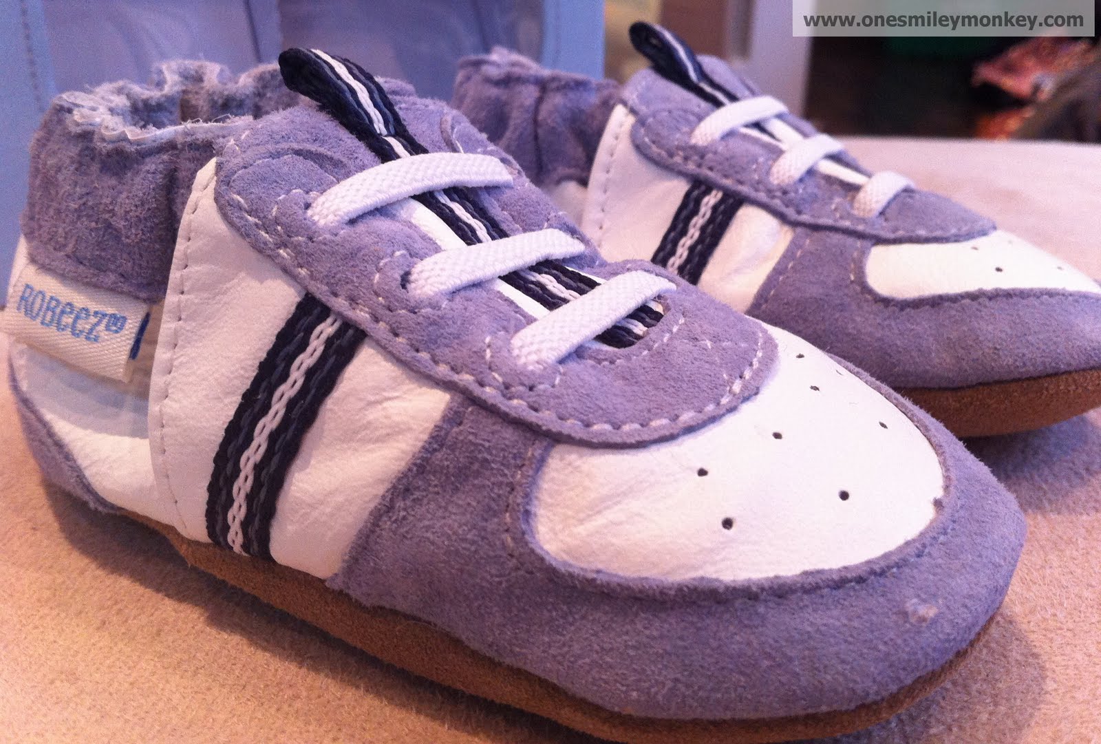 TinySoles Robeez Infant Shoes Review *Closed Giveaway*