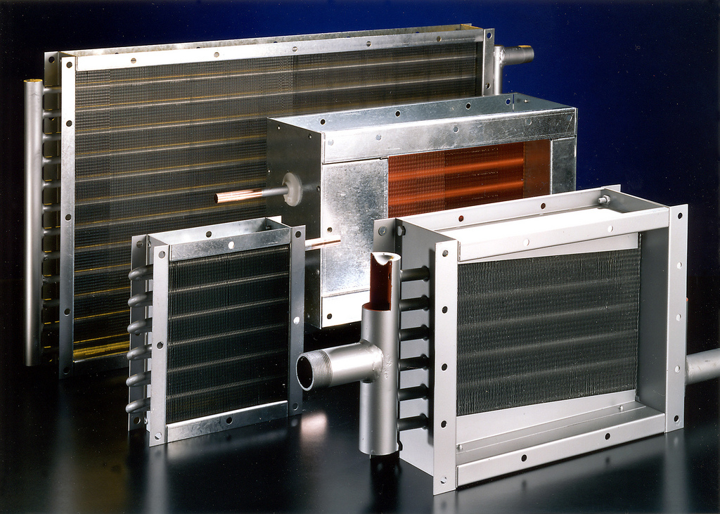 Roadside Retail Benefits 'in store' for heat recovery chillers