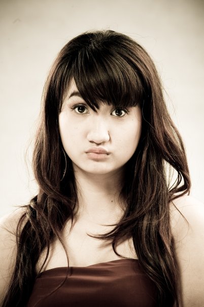 Gallery Foto Dewi Sylvia Putri