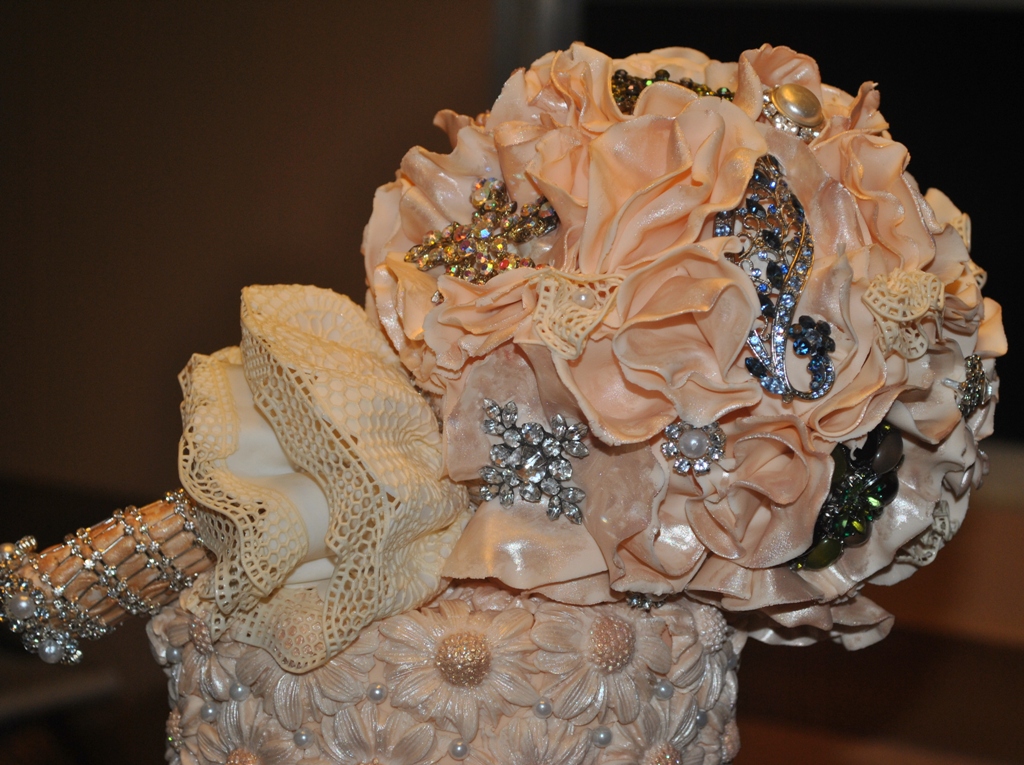 The Cake Zone Wedding Cake Jewelry New Trend