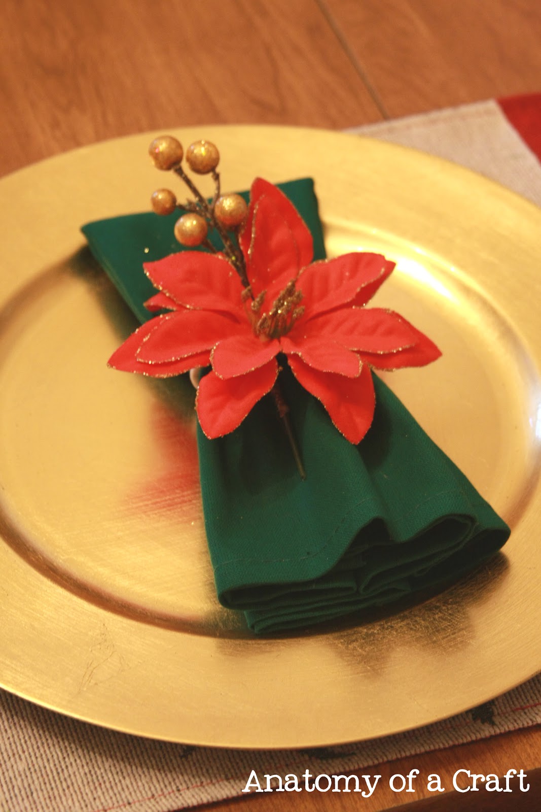 Anatomy of a Craft Tutorial Tuesday 10 DIY Napkin Holders and Christmas Tablescape