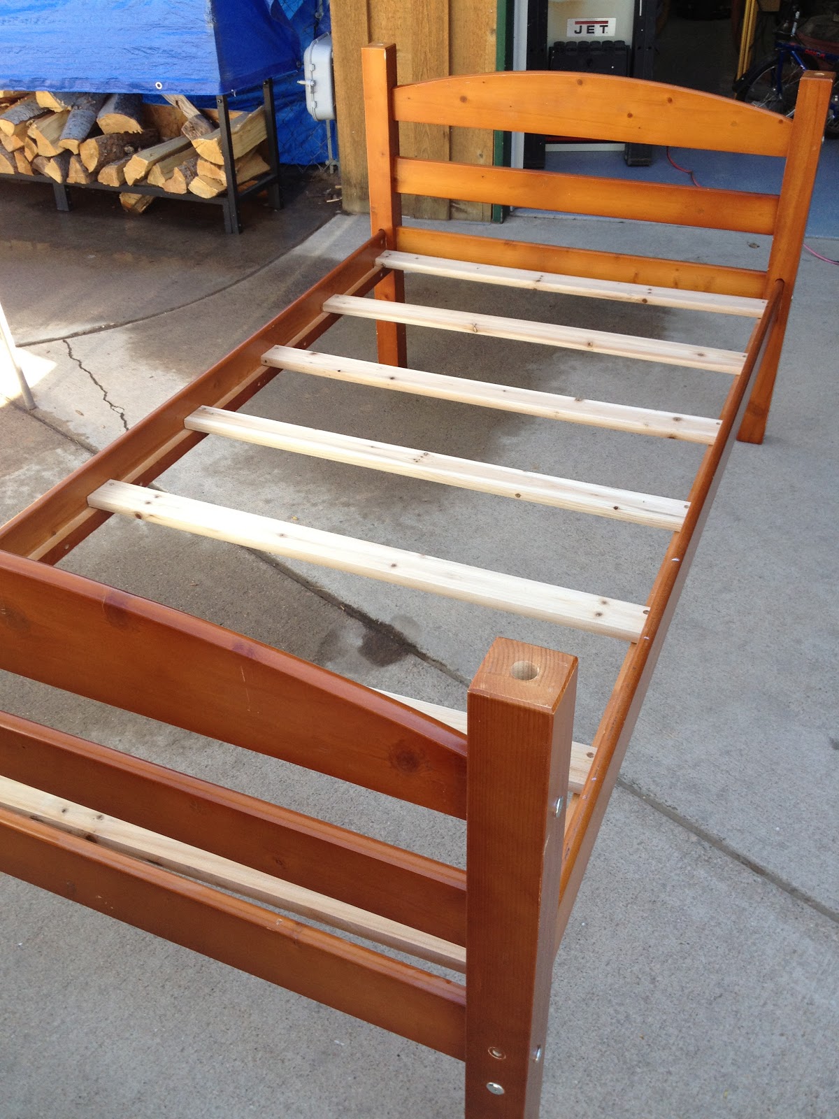 Cedar Haus Wood Studio Repurposed Twin Bed to Daybed
