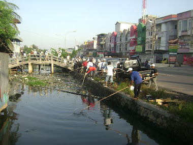 "Indonesia Bersih"