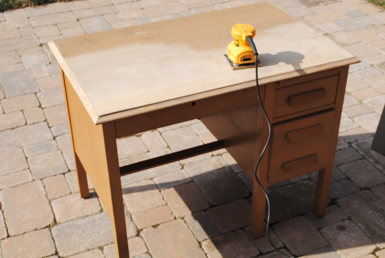 Rustic Maple A Charcoal Black Desk