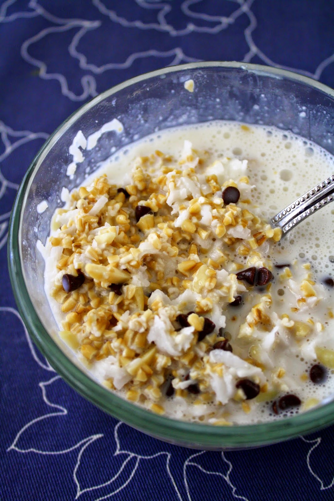 Making Mama's Kitchen Snack Attack Almond Joy Refrigerator Oats