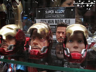 iron man heads comic con 2013,october 11th 2013,saturday,sunday,art,figurine,collectibles,sculpture,art,comic con sunday, comic con saturday,new york,nyc,manhattan,jacob javits center,newyork,iron man,dc comics,dc comic,super hero,superhero