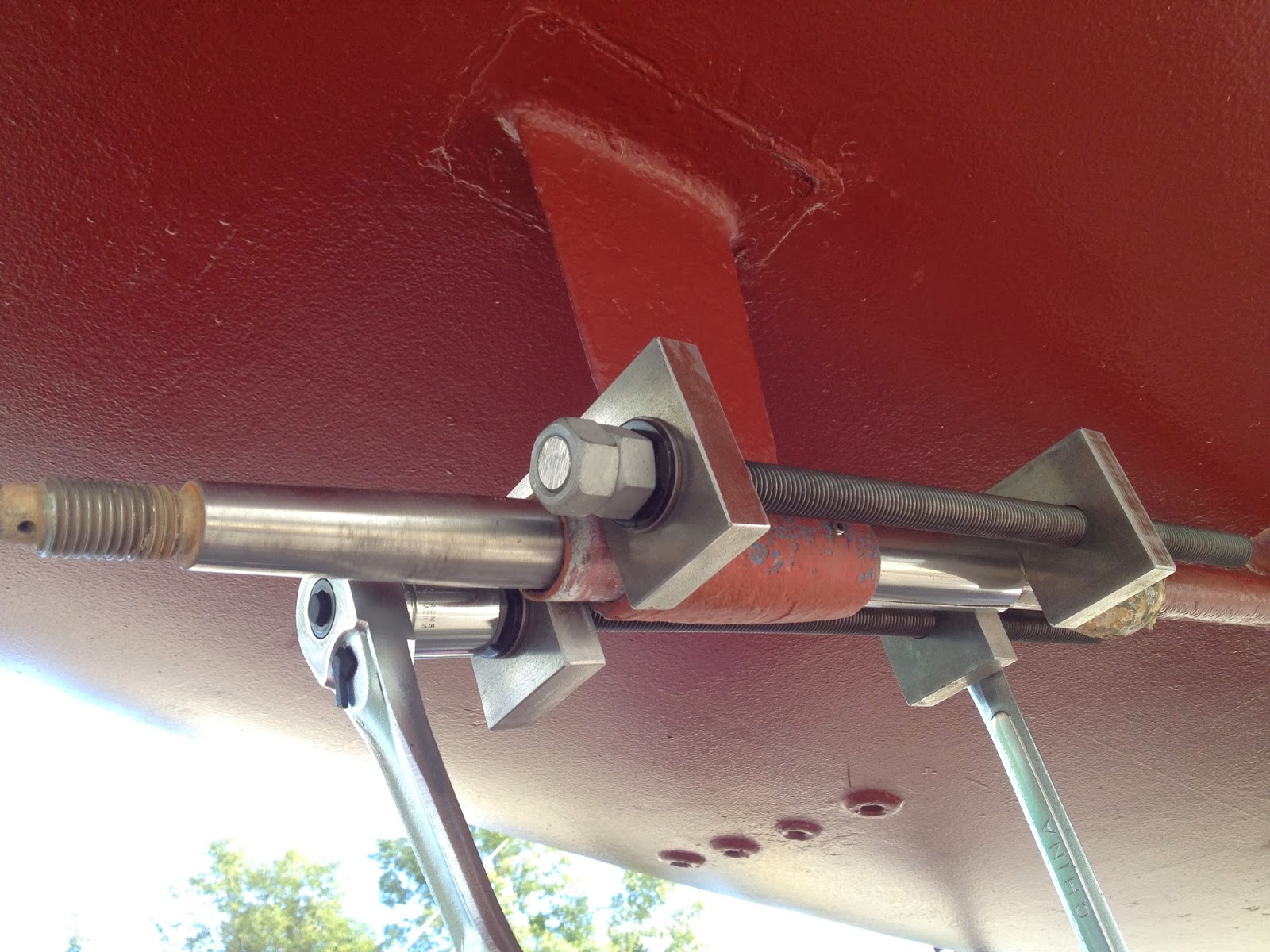 Replace Cutlass Bearing in Water Sailboat Owners Forums