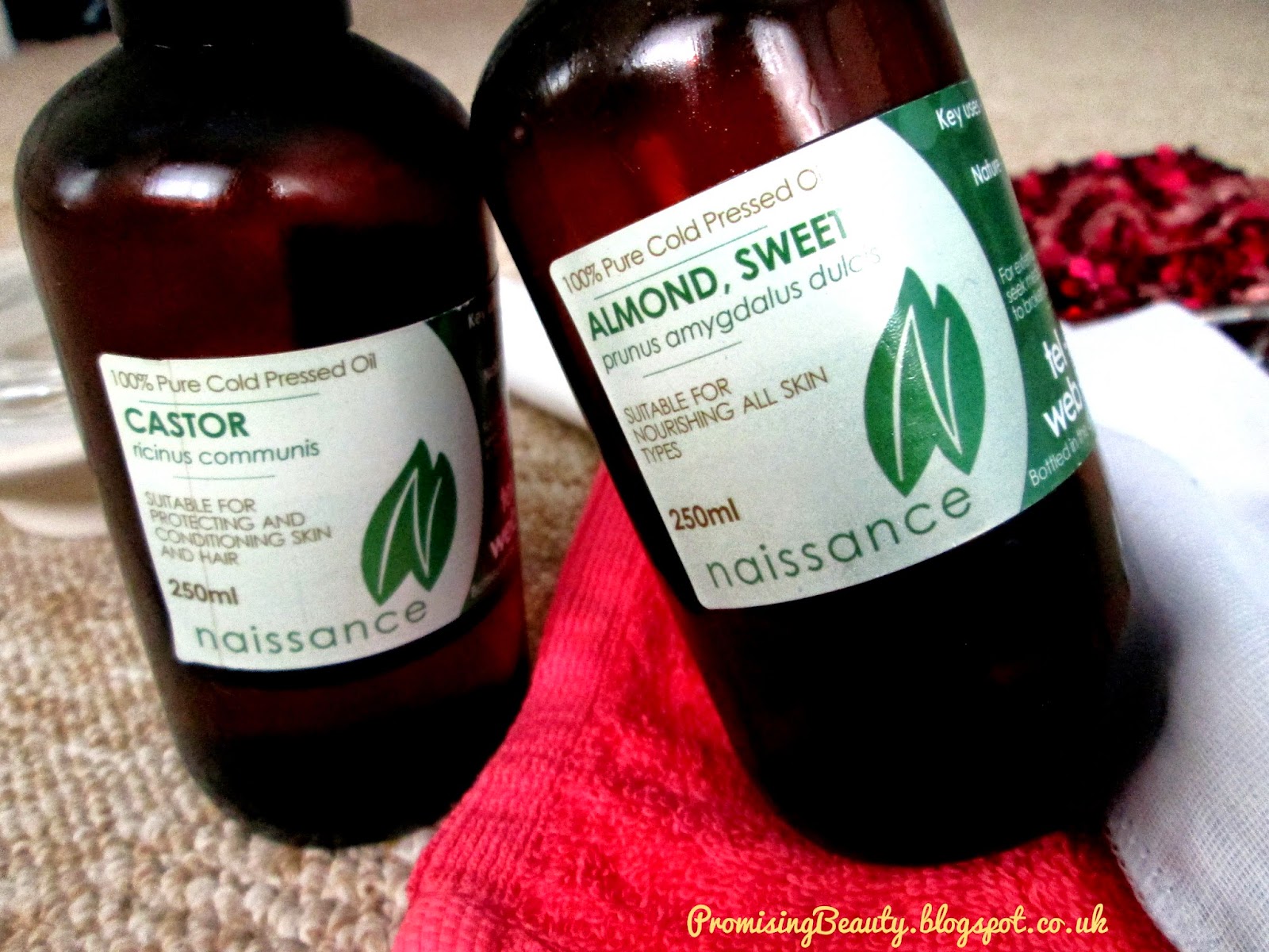 Castor oil and Sweet almond oil, the oil cleansing method Castor oil and Sweet almond oil, the oil cleansing method