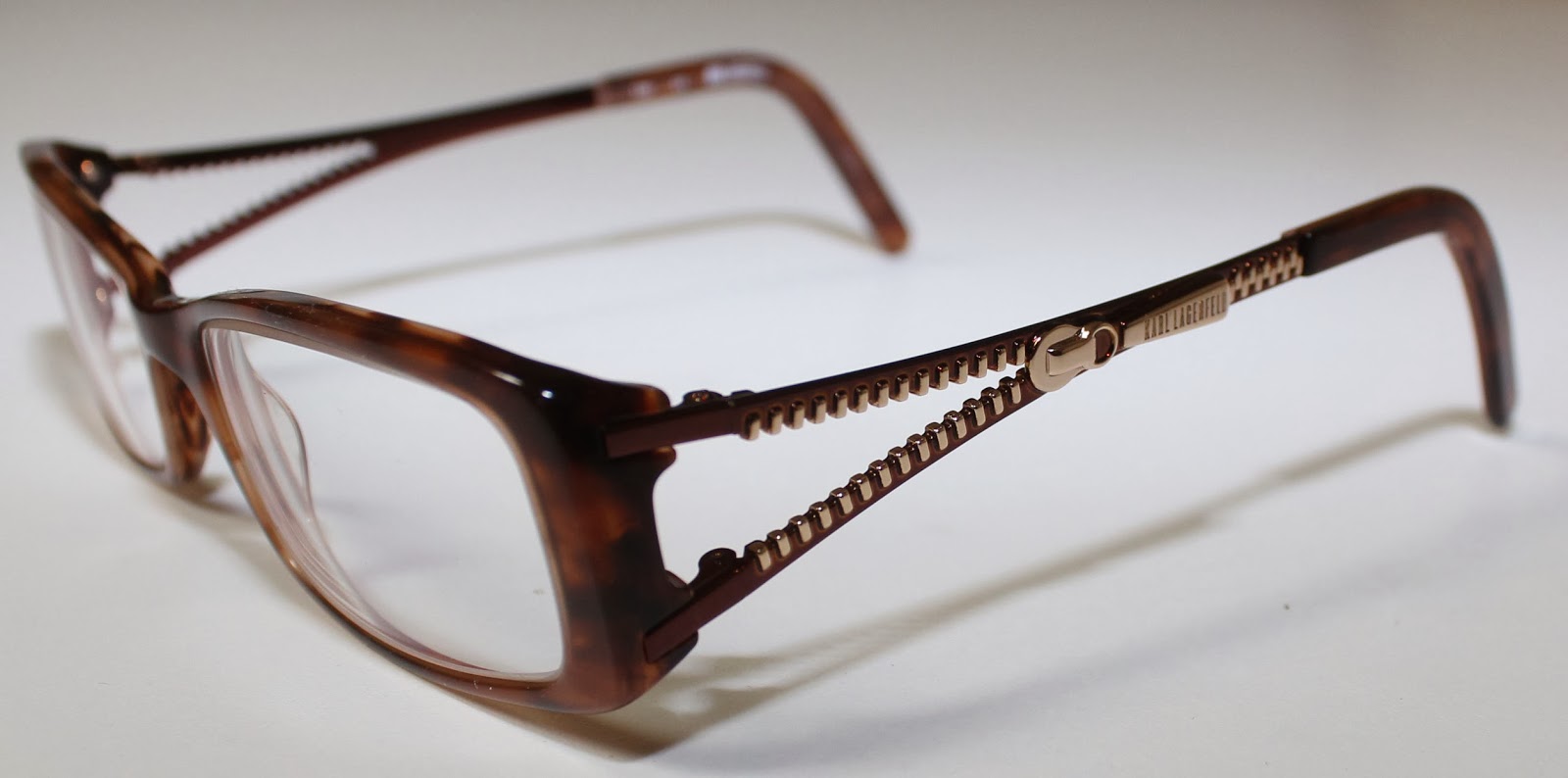 Star's Threads My favorite sewing glasses!