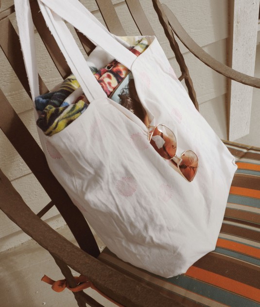 Cool and Creative Ways To Reuse Old Pillowcases.