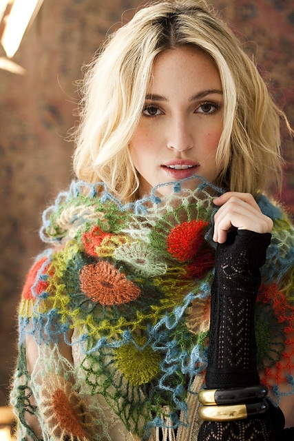 crochet-crafts-diy-crochet-designs-simple-crafts-winter-wear