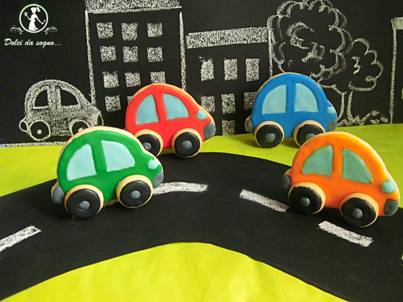 biscotti a forma di automobile in 3d