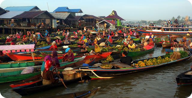 Pasar Terapung Lok Baintan Pasar Terapung Lok Baintan