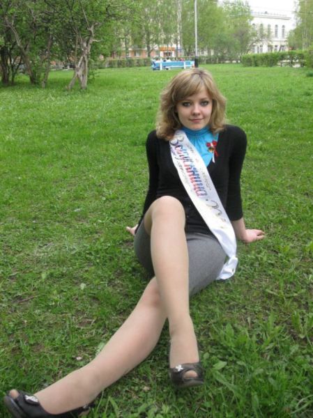 High school graduate girls from Russia (35 pics) high+school+graduate+girls+from+Russia30 High school graduate girls from Russia (35 pics)