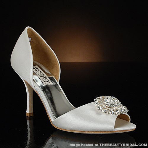  my Wedding Day Shoes Every Woman Deserves to be a Princess for one day