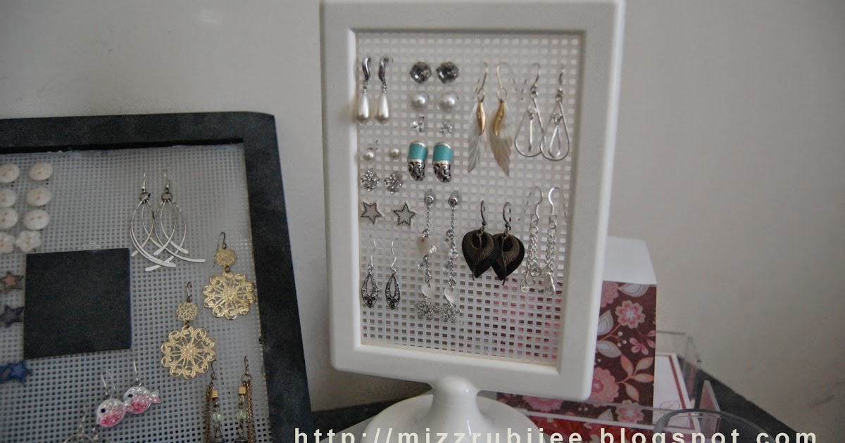 {DIY} Stud Earring holder