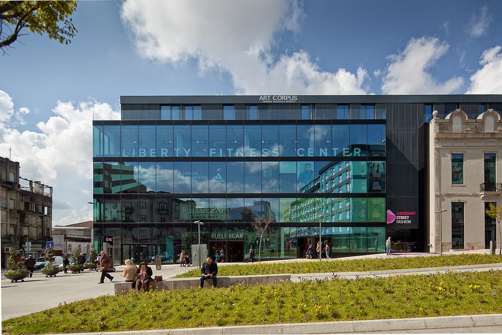 LIBERTY FITNESS CENTER abre no LIBERDADE STREET FASHION