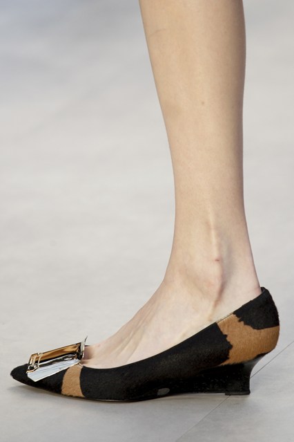 flat-shoes-zapatos-chatos-tacon-bajo-taco-tendencia-2013 burberry-prorsum