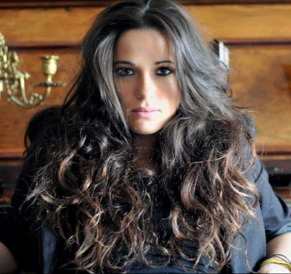 capucine rencontre manu la copine de thomas