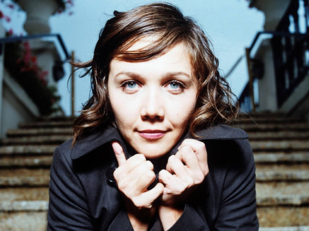 http://4.bp.blogspot.com/-biXfrXEKH5A/T9IMut4scVI/AAAAAAAAW48/BlwR_A1UdtI/s1600/maggie_gyllenhaal.jpg