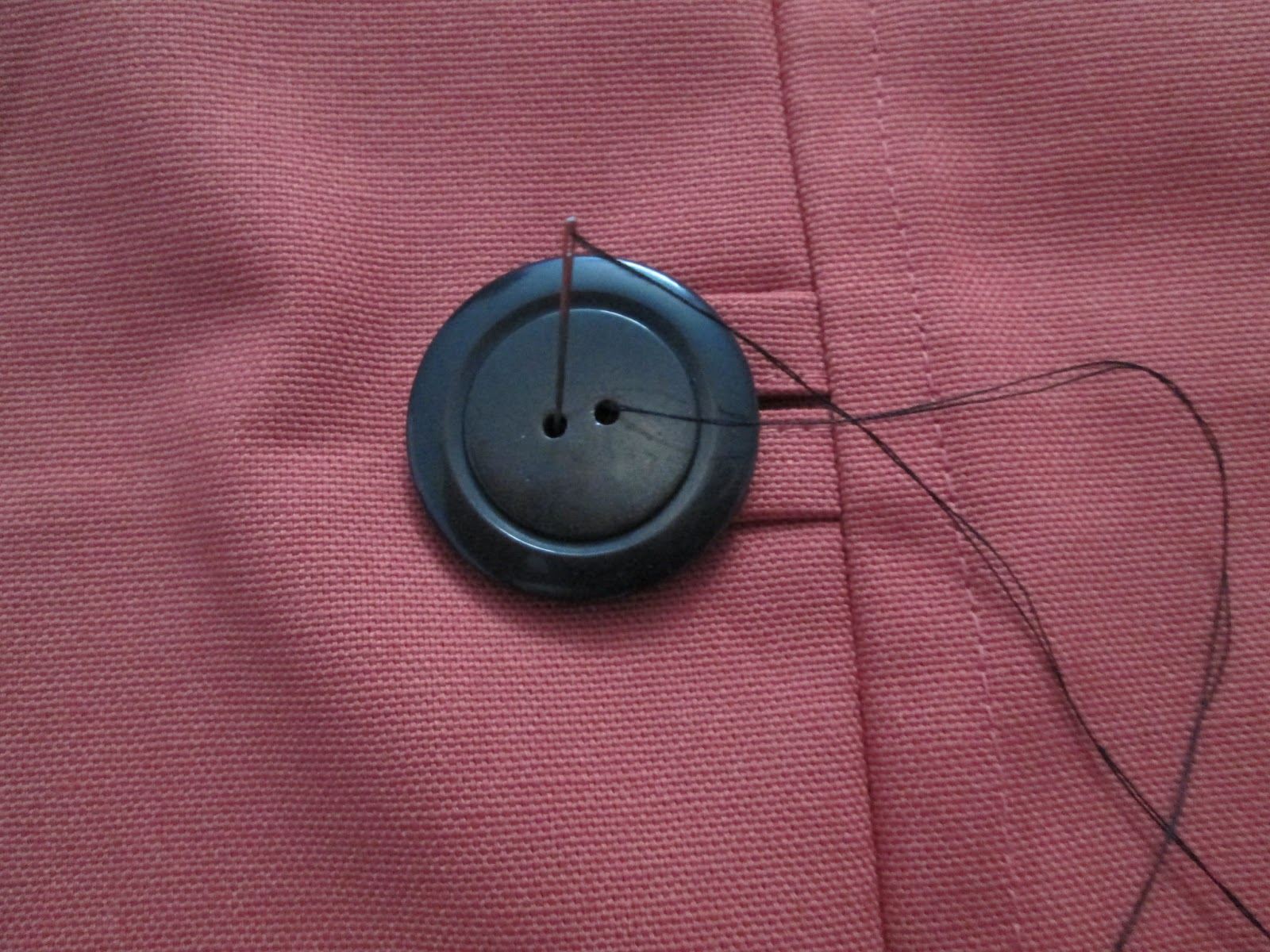 Quackadoodle Quilt Button Pillow Tutorial