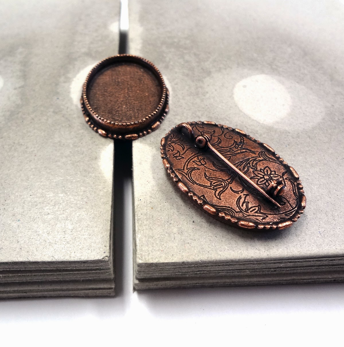 Resin Crafts Nunn Design Jewelry Resin Brooch