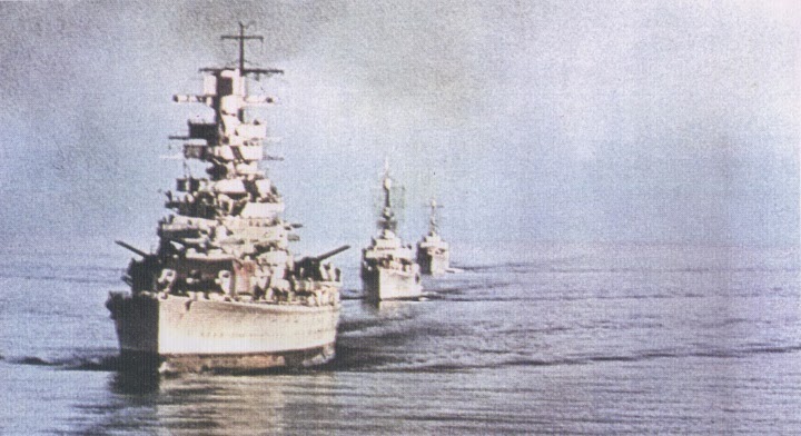Admiral Scheer entrando en Kiel