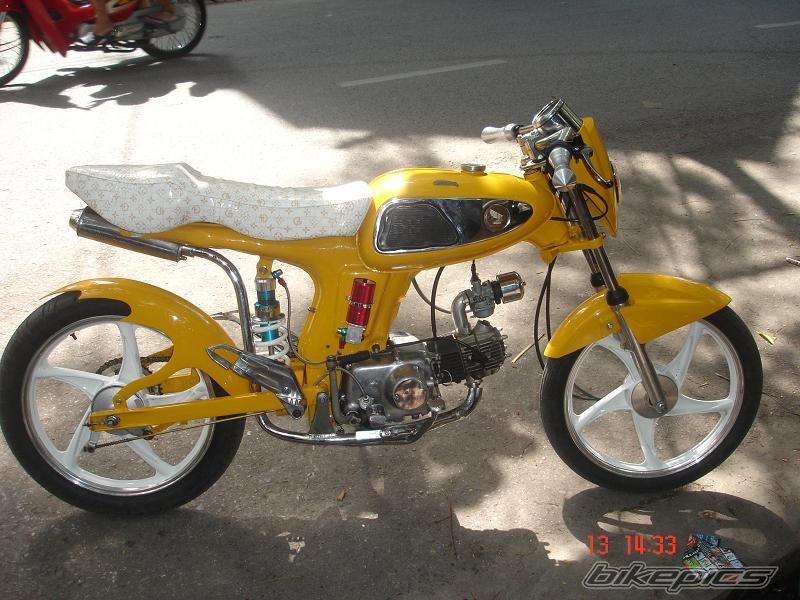 酒 レーサー (Sake Racers): Honda SS 50 LV