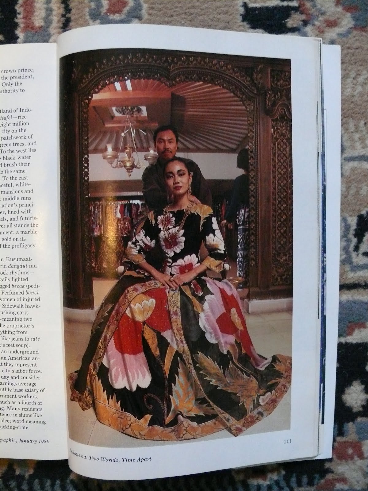 The journey to Batik / De reis naar Batik Strike a pose