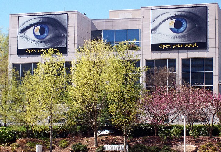 Pack up the Car! KNOXVILLE TENNESSEE APRIL 2011