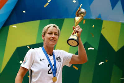 dejta transsexuell outing