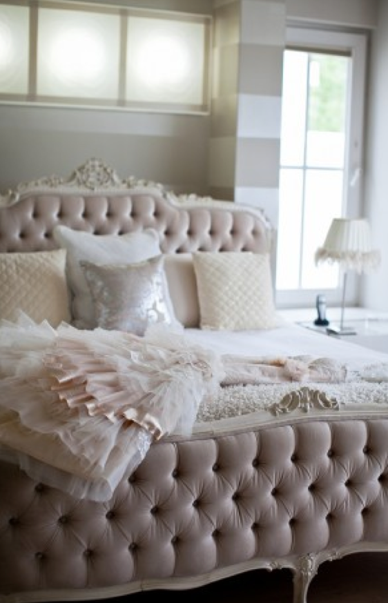 HomeStyling Ana Antunes 5 Tips On How To Make Your Bedroom Feel