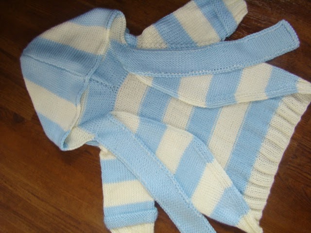 Crafts By Starlight: Knit Childrens Hoodie With Scarf