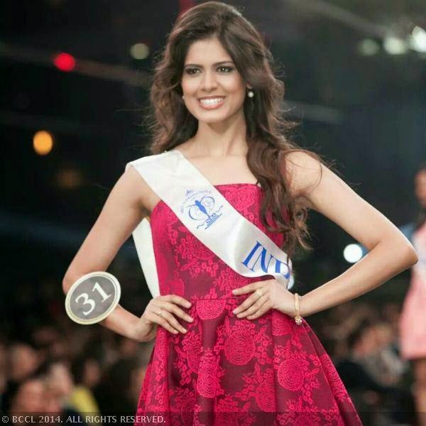 Asha Bhatt 2015 New Wallpapers and Photos 2015 Asha Bhatt 2015 New Wallpapers and Photos 2015