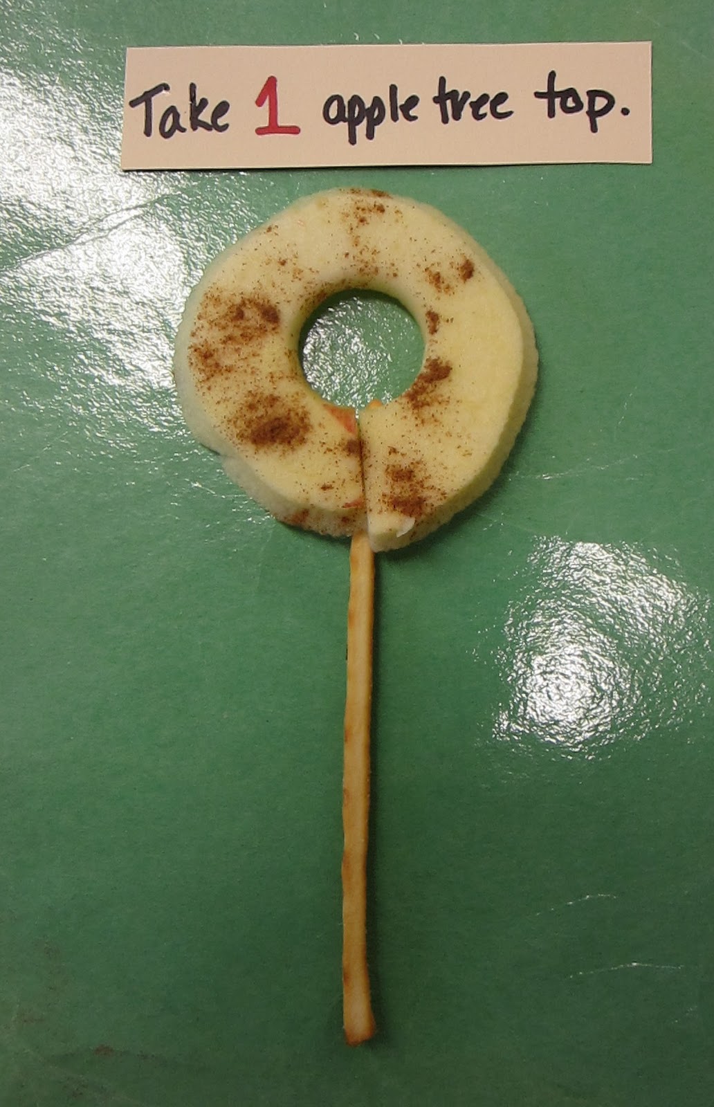 StrongStart Apple Tree Snack