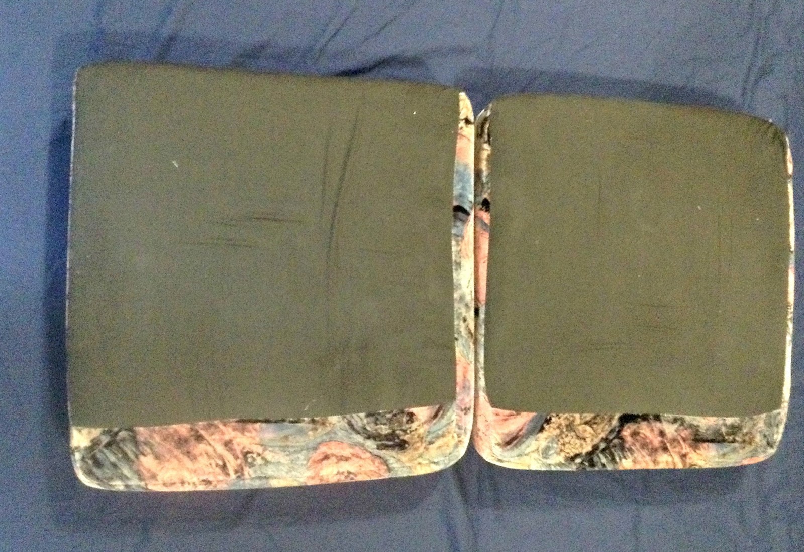 Salute To Cute No Sew Couch Cover Lay Out The Second Sheet And Your Two Seat Cushions Upside Down On It Side By