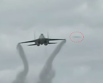 UFO Sightings UFO Sighting Caught At Paris Airshow 2015, UFO Sightings