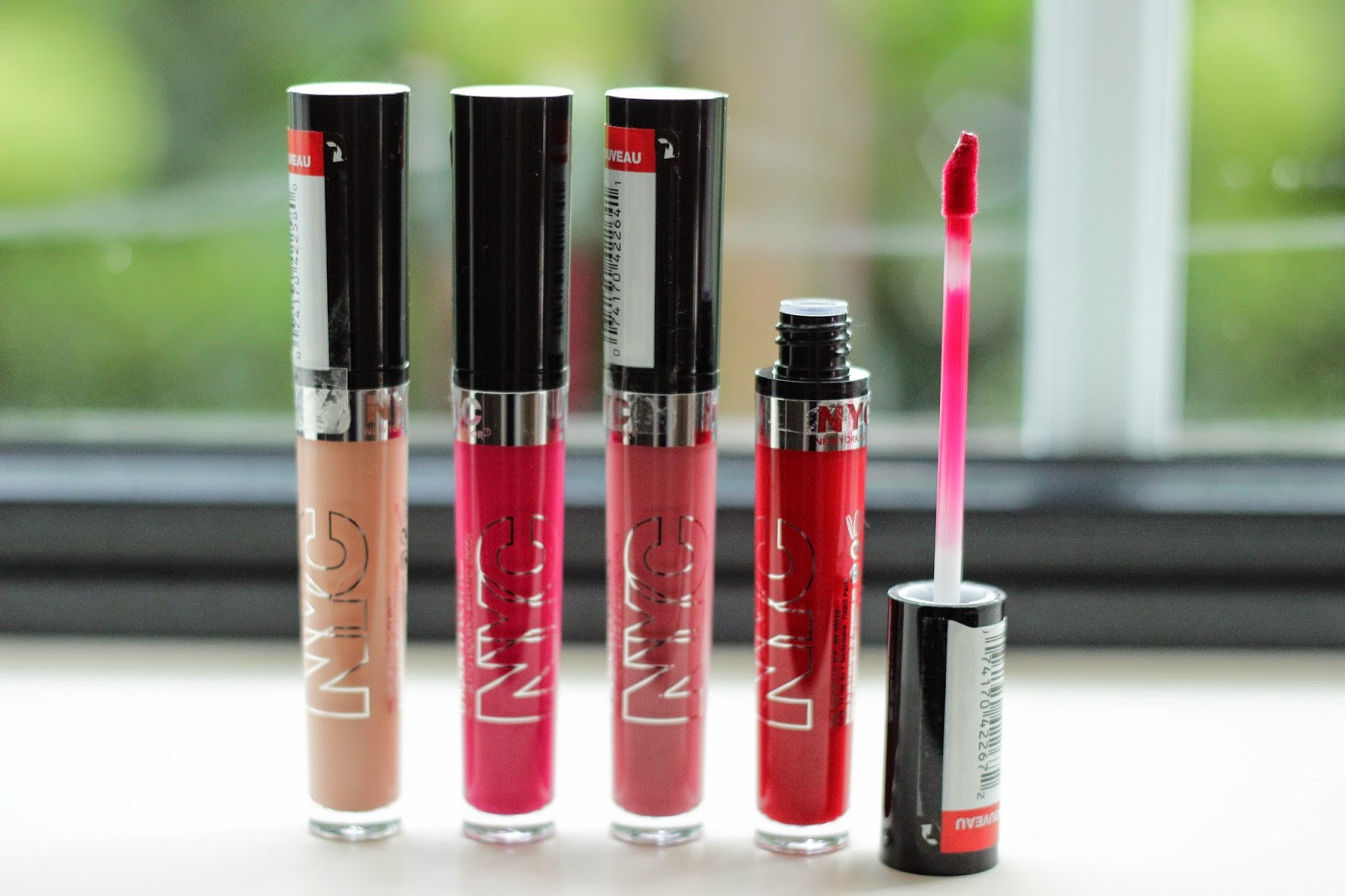 review NYC Expert Last Lip Lacquer