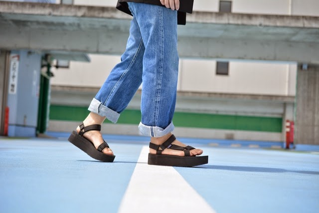 teva flatform universal black