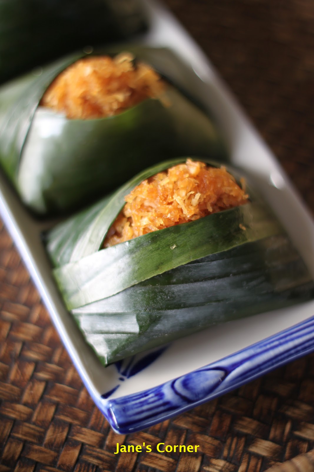 Jane's Corner Pulut Inti (Steamed Glutinous Rice with Coconut Topping)