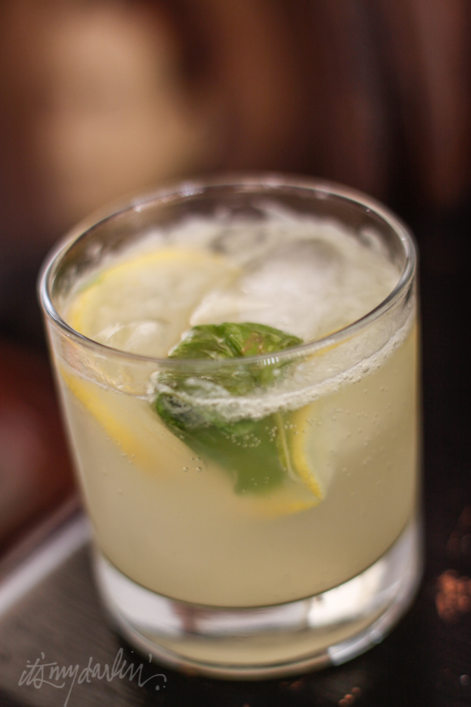 Fizzy Basil Gin Lemonade it's my darlin'