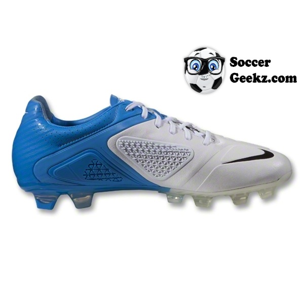 Nike CTR360 Maestri II - White/Black/Blue Glow
