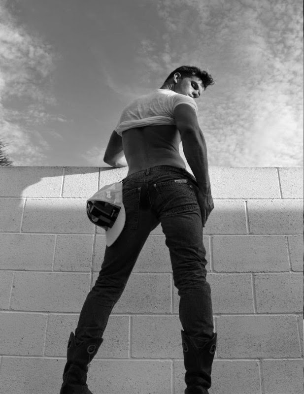 Los Ojos del Espectador Shawn Alexander sexy model