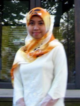 http://4.bp.blogspot.com/-bvr7v94-Cd0/TwG1zGFYVLI/AAAAAAAACWU/IjsPdZnP_3k/s1600/Pelajar%2B17A1%2BSPM%2BNur%2BAmalina%2BChe%2BBakri%2BGagal%2Bdi%2BUniversiti2.jpg